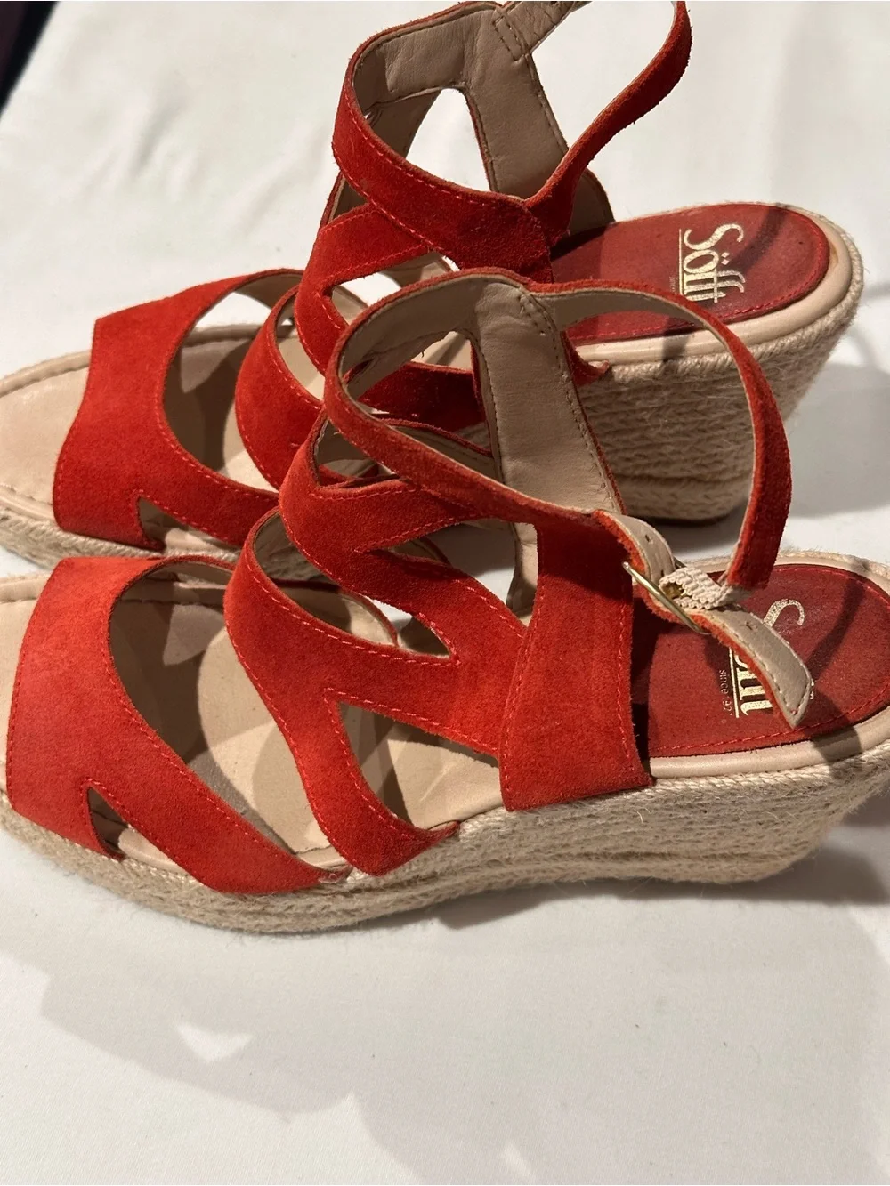 Söfft Women’s Coral Color Suede Espadrille Wedge Sandals Ankle Strap Size 9.5M